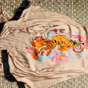 Elegant Tiger Print Cardigan